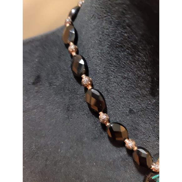 Women's Black Beaded Necklace With Glass Pendant And Toggle Lock Elegant Jewelry - Picture 4 of 5